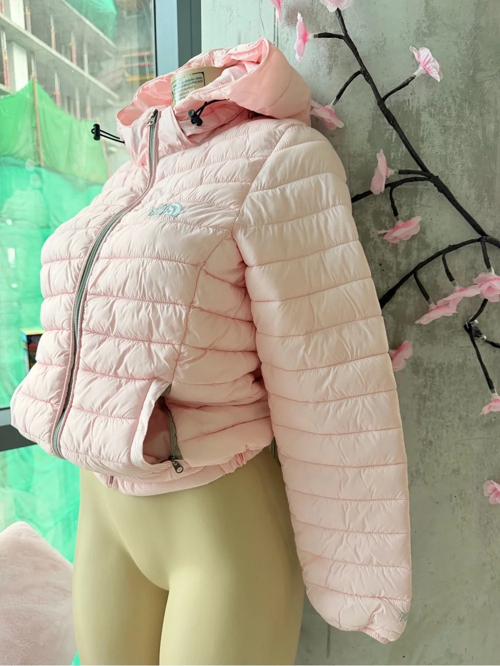 The North Face Girls' Pale Pink Hooded Puffer Jacket Coat Size L
